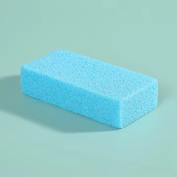 Piedra De Pumice Para Pedicura Exfoliante Mano Con Cuchilla Anticallus Eliminador De Piel Muerta Para Callos Y Talones Secos Tamaño 2.3cm*5cm*9.7cm - 1