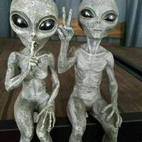 Figura De Resina Alienígena Espacial Para Jardín Decoración Externa Miniatura Regalo Para Casa Y Jardín Estilo Único Y Moderno - details 6