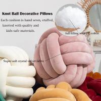 Cojín Decorativo De Velours Blanco Grande Hecho a Mano Con Nudo Moderno Y Cómodo Para Sofa Y Decoración De Navidad - details 1