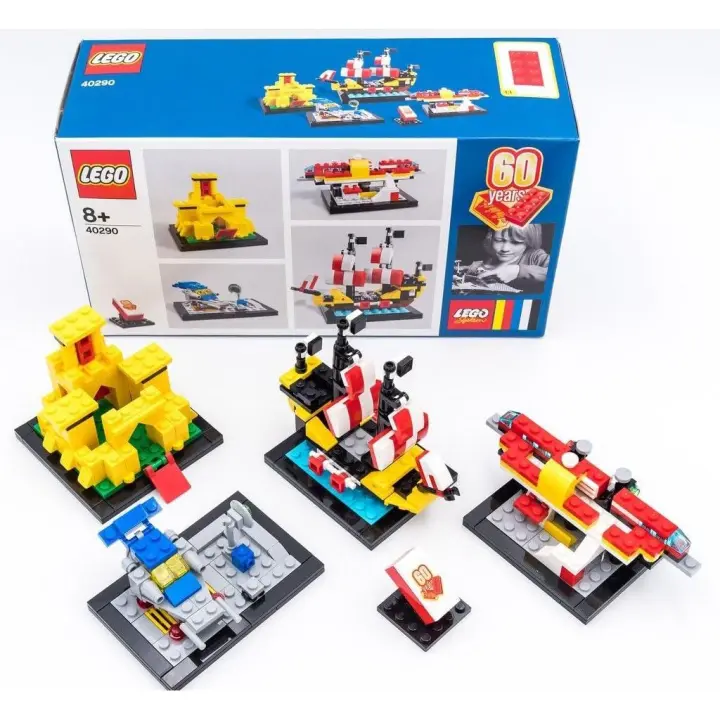 LEGO 40290: 60 aniversario del ladrillo - 1