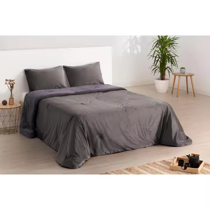 Go-Go - Edredón nórdico VERSUS Antracita. Producto Premium para vestir tu cama. Incluye dos fundas de cojín y bolsa para su guardado. Super cómodo, elegante y calentito. Exclusivo en Plusdescanso Store. - 1