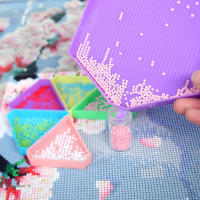 Kit De Paleta De Diamante 7 En 1 Con Almacenamiento Hexagonal De Gran Capacidad Y Pluma De Diamante Herramientas Para Pintura Y Bordado Artísticos - details 13