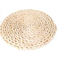 Pack de 4 Salvamanteles Redondo con Asa de Paja - Calidad Excelente. Hecho de paja natural de excelente calidad, lo que garantiza durabilidad y resistencia al calor. Disponible en múltiples diámetros, desde20 cm hasta35 cm. - details 0