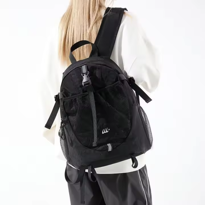 Mochila Y2k de nailon gris para mujer, bolso escolar de alta capacidad, ligero, al aire libre para senderismo, moda coreana - 1