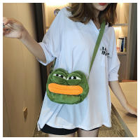 Mochila De Peluche Sapo Triste Pepe Divertida Y Bonita Bolso De Hombro Con Ojos Grandes Y Boca Grande Gran Capacidad Creativa Para Jóvenes - details 8