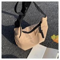 Bolso De Hombro De Nylon En Forma De Dumpling Gran Capacidad Bolso Cruzado Ligero Bolsa De Bajo Pecho Casual - details 13