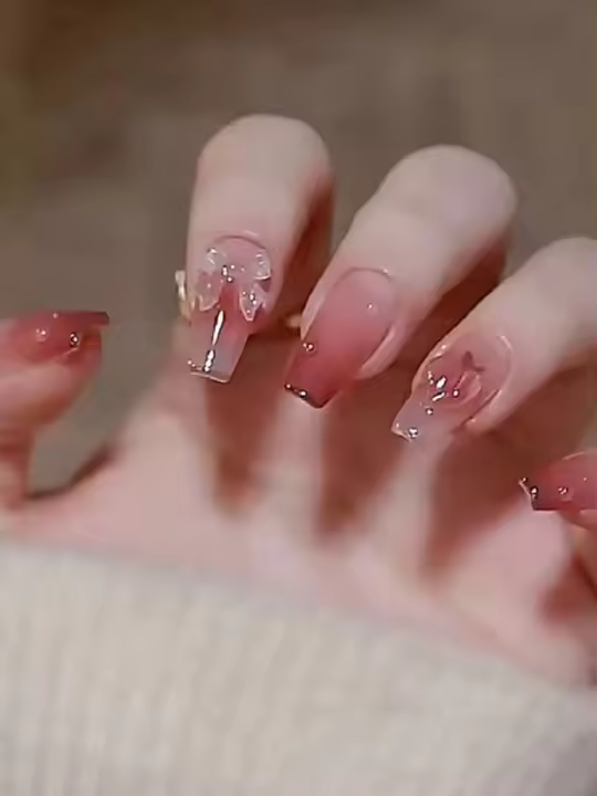 24PCS Set De Uñas Postizas Con Parches Gradiente Amor Manzana Bow See Photochromic Stereo Wear Resina Unisex Para Fiestas Y Uso Diario - 1