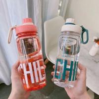 Botella De Agua Con Manija Y Correa Transparente De Plástico Ligera Gran Capacidad 0.6L/0.8L/1L Botella De Bebida Para Viajes Resistente Al Desbordamiento - details 10