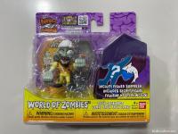 BANDAI - Figura CURRY CHEF - WORLD OF ZOMBIES - Incluye figura sorpresa - Figura coleccionable -  Edad recomendada mayores de 4 años - details 0