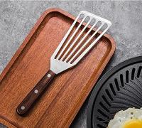 Espátula para pescado, paquete de 2 espátulas de metal de acero inoxidable grandes y pequeñas, espátula ranurada para cocinar, voltear, dar vuelta, freír y asar. - details 5
