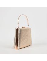 Bolso estilo clutch color oro rígido con asa corta perfecto para bodas fiestas eventos - details 1