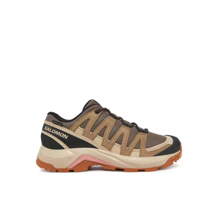 Calzado Outdoor marca Salomon modelo L47815500 para mujer en color marrón - 1