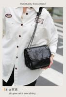Bolso De Hombro Versátil Y Moderno Para Mujer Estilo Ligero Y Lujo Con Cadena Lingge Bolso De Bandolera Baguette Material De Poliéster - details 9