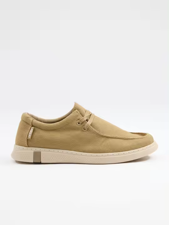 Dale un toque diferente a tu look con estos zapatos de estilo wallaby en tejido de lona con bordón y cierre de cordones INSIDE - 1