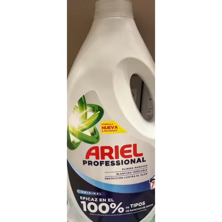 Ariel professional - Elimina Manchas- Blancura impecable - Protección contra el olor 3.150 l - 70 dosis - 1