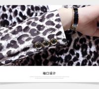 Chaleco De Moda Para Hombre Estampado De Leopardo Estilo Británico Casual Slim Para Bodas Y Trabajo Cierre Único Largo Completo - details 16