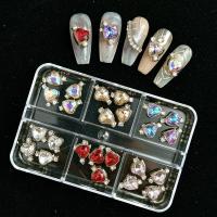 1Caja De Decoraciones Para Uñas DIY Con Estilos Variados De Borlas Serpientes Dólares Aleación De Uñas Aros Vacíos Cuadros De Fotos Corazones - details 2