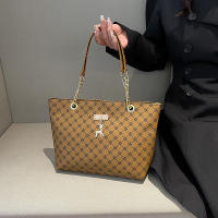 Bolso De Hombro Para Mujer Gran Capacidad Otoño Invierno 2024 Bolso De Mano Con Tassel Cierre De Cremallera Material PU Y Poliéster - details 7