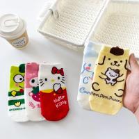 Calcetines Sanrio Hello Kitty Para Mujer 5 Pares Diseño De Dibujos Animados Harajuku Kawaii De Algodón Rosa Calcetines Cortos Casual - details 2