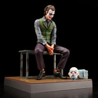 Figura De Acción DC Joker Heath Ledger Decoración Para Techo De Coche Estatua Colgante Modelo Coleccionable Regalo Para Adolescentes Y Adultos - details 13