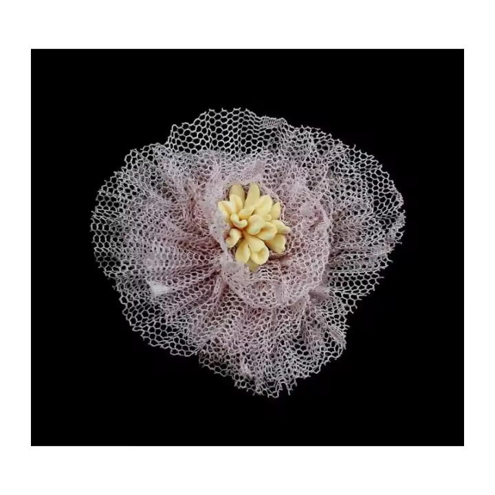 Flor de Tela de 6 Cm de Diámetro Raíz FLORES Inicio NOVEDADES FLORES DE ORGANZA - Accesorio Delicado y Sofisticado - 1