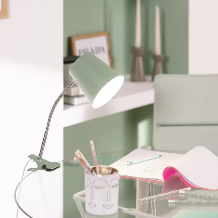 Ledkia Lámpara Flexo Escritorio de Metal con Pinza Delavan Verde Celadón - 1