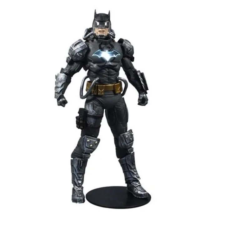 Figura mcfarlane toys dc multiverse batman hazmat suit gold etiqueta luz logo batman - 1