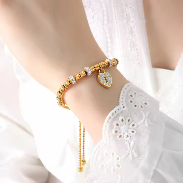 Encanto Pulsera de diamantes con incrustaciones de candado en forma de corazón estilo Ins, pulsera de hebilla extraíble de acero de titanio, nicho ligero, joyería de mano de moda versátil de lujo, joyería de mujer de tamaño ajustable - 1