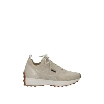 zapatillas la strada Miravia