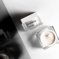 Filorga Skin-Unify Crema Antimanchas Iluminadora con Acido Hialurónico, Vitamina C, Extracto de Alga, Glabridina 50ml - details 2