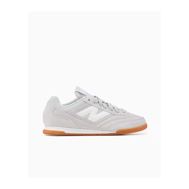 Zapatillas New Balance URC42 - Elegancia Atemporal para Mujer y Unisex, Color EB-Gris, Tallas Disponibles 37 a 40,5, Peso Ligero de 218g, Diseño de Perfil Bajo y Empeine Minimalista para Máximo Confor