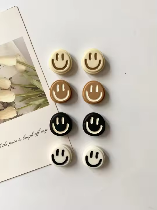 8Pcs Atractivos Imanes De Refrigerador Redondos De Resina En Colores Para Decoración Del Hogar Regalos Prácticos Y Estéticos - 1