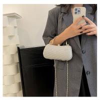 Bolso De Noche Para Mujer Elegante Con Diamantes Y Cadena De Hombro En Forma De Huevo Bolso De Mano Con Cierre Hasp Para Bodas Y Fiestas - details 39