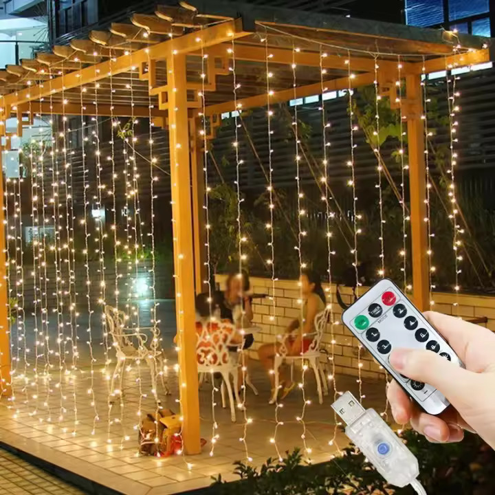 Guirnalda De Luces LED Para Cortina USB Con Control Remoto Decoración De Navidad Y Bodas Para Habitaciones Y Salones - 1