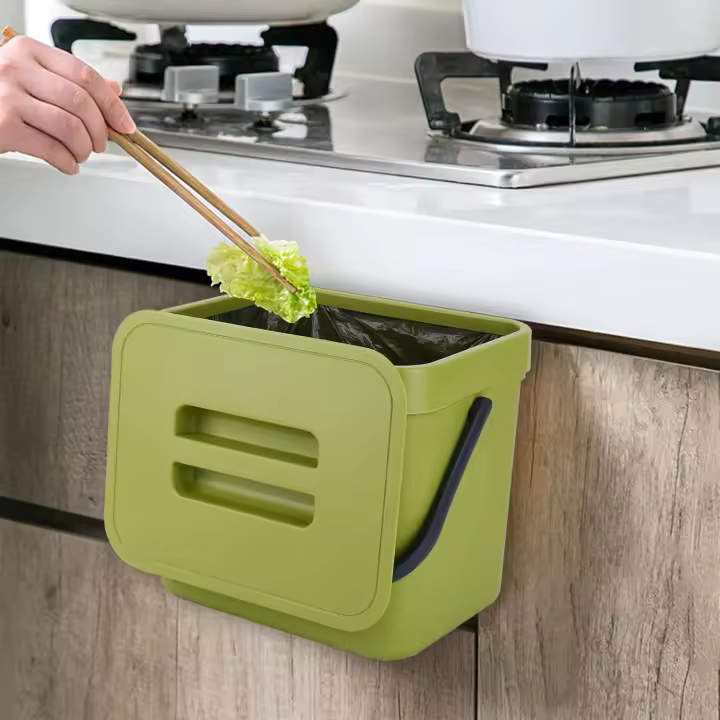 7L Wall-Mounted Kitchen Trash Bin with Lid, Kitchen Collapsible Trash Can, Hanging Trash Can on Cabinets and Drawers for Bedroom Cabinet (Green) - 1