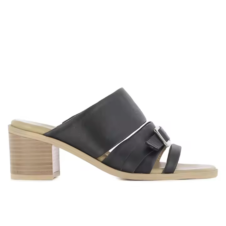CAMILA'S Zuecos de tacón AZALEA de color Negro - 1