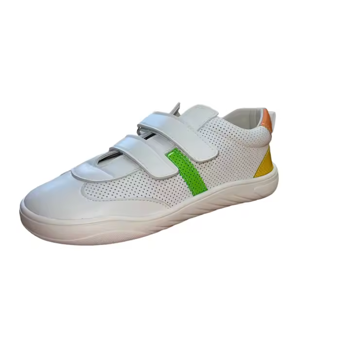 Deportiva Perforada Tira Verde de Piruflex - 1