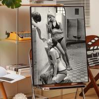 Pegatinas De Pared Helmut Newton Fotografía Vintage Decoración Para Habitación Bar Café Estilo Retro Y Nostálgico Tamaño Variable - details 12