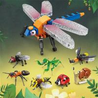Juguetes De Bloques De Construcción Para Niñas Mariposa Coleccionables Modelos Duraderos Para Juego Y Educación Cucaracha Mantis Libélula - details 1