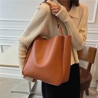 Nueva Bolso De Hombro Para Mujer En Cuero PU Gran Capacidad Bolsos De Compras Y Viaje Estilo Versátil Cierre Hasp - details 7