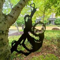Arte De Pared De Acero Silueta De Sloth En Ramal Decoración Para Jardín Patio Exterior Estilo Moderno Y Minimalista - details 4