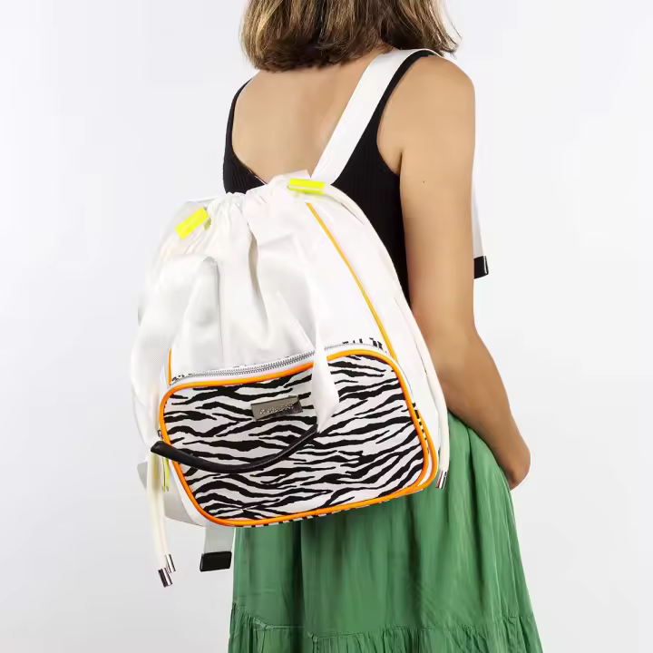 Gioseppo MOCHILA DE NYLON MULTICOLOR PARA MUJER CHITRE con Bolsillo Frontal y Cierre de Estirar y Fruncir - 1