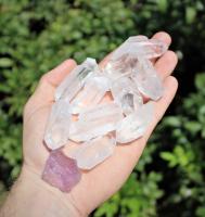 Lote De Cristales De Cuarzo Puros En Bruto Puntos De Cristal De Cuarzo Transparente Para Hechicería Y Terapia De Cristal De Cuarzo - details 2