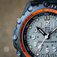 Reloj Luminox de caballero Commando Frogman 46mm Resplandor constante Cuarzo Esfera gris Correa de caucho negra xs.3301 Cristal de zafiro con tratamiento antirreflejos 200m - details 0