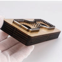 Molde De Corte Para Mochila De Cuero Artesanía Cinta De Hombro Y Hebilla De Cinturón Plantilla De Acero Japonés Llave De Cuchillo Colgante De Cadena - details 3