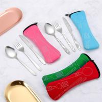 Juego de cubiertos para 4, moderno juego de cubiertos de acero inoxidable pulido espejo que incluye cuchillo para carne, tenedor y cuchara, juego de 4 - details 4