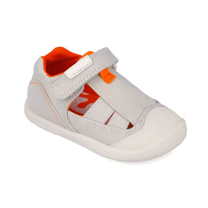 Sandalias marca Biomecanics para niños en color beige - 1