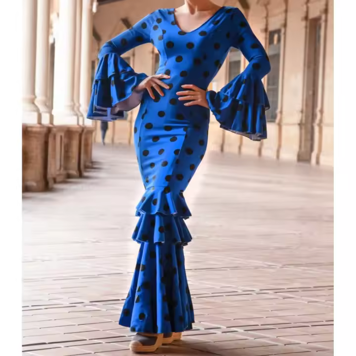 VESTIDO FLAMENCA  LICRA FABRICADO EN    ITALIA . TALLAS XS/S 34/36 - 72CM 60CM 76CM . M/L  38/40 - 80CM 68CM 84CM . XL/XXL  - 42/44/46 - 92CM 80CM 96CM .6XL 52/54/56 -118CM 100CM  LARGO 150CM - 1
