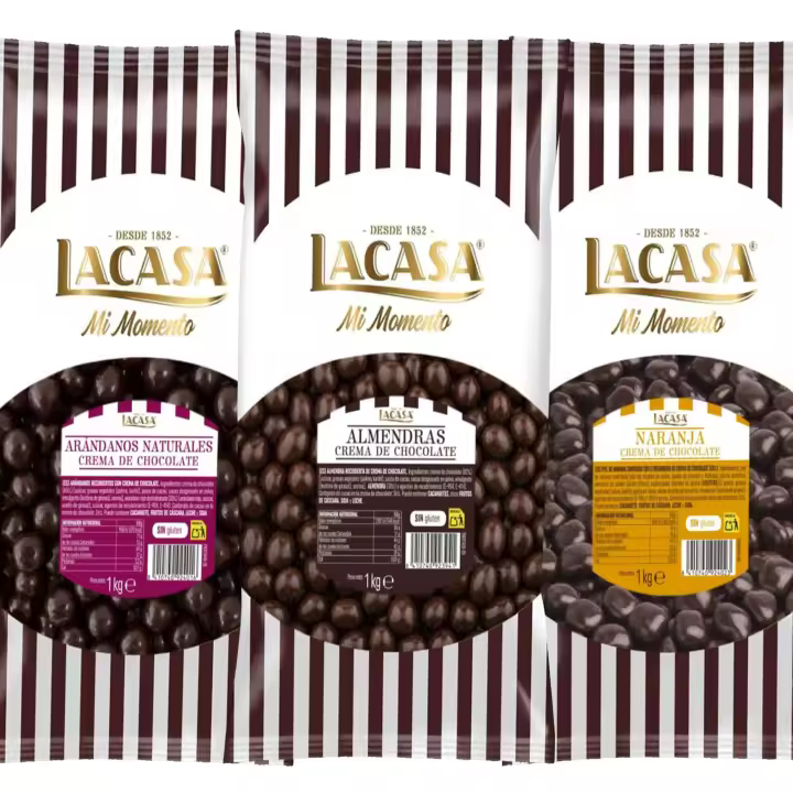 Lacasa Pack 3kg de bolas: Almendra con chocolate Negro, de naranja con chocolate Negro,Arándanos con chocolate Negro - 1