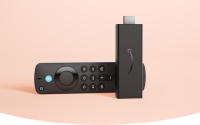Amazon Fire TV Stick HD (Última generación), con TV en directo gratuita, mando por voz Alexa, controles de Hogar digital - details 1